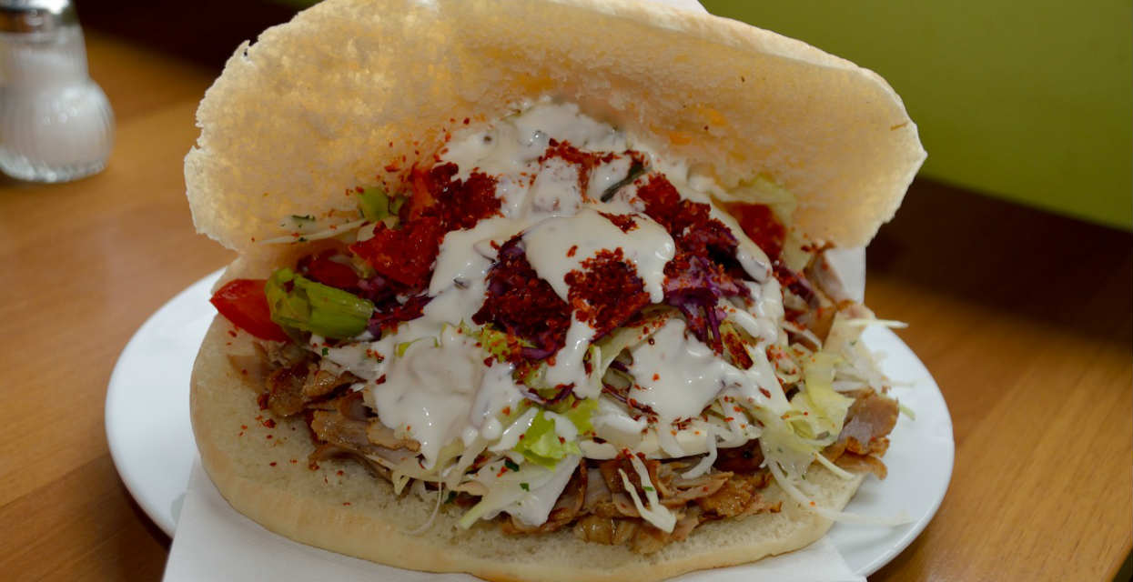 Ile kalorii ma kebab? Pyszne, ale tuczące!