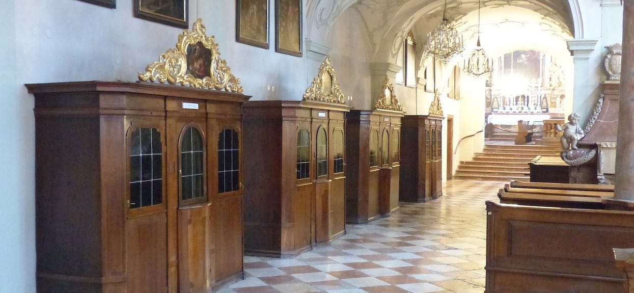 Kiedy iść do spowiedzi przed Wielkanocą? W tych kościołach będą najmniejsze kolejki