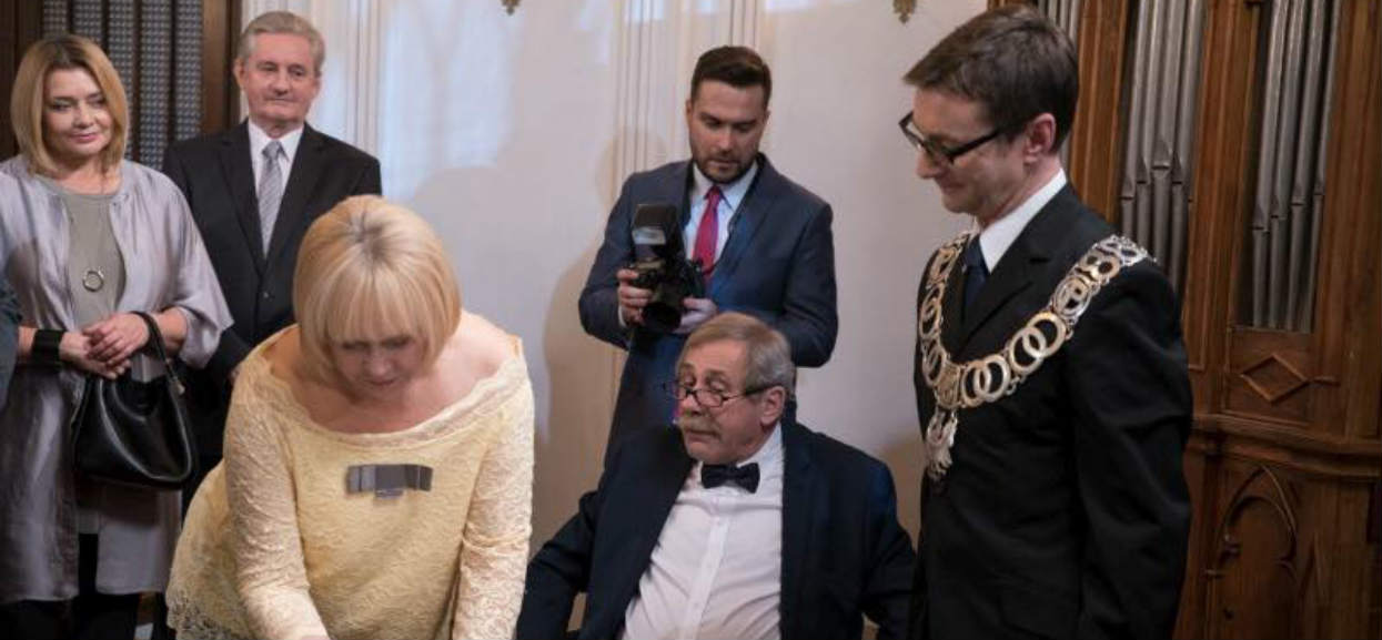 Przez nagłą śmierć aktora, polska artystka tragicznie zmarła. Gwiazdor "Klanu" nie może się otrząsnąć