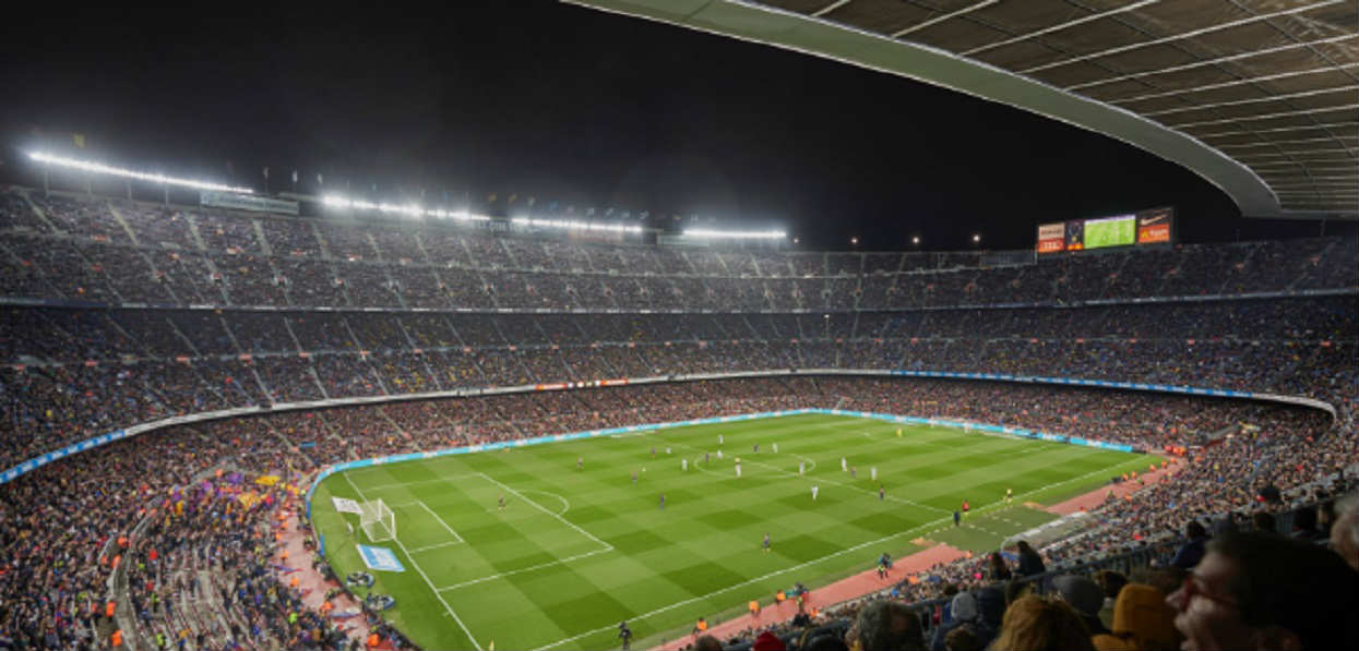 Barcelona chce sprowadzić kolejnego pomocnika. To może być najważniejszy transfer okienka!