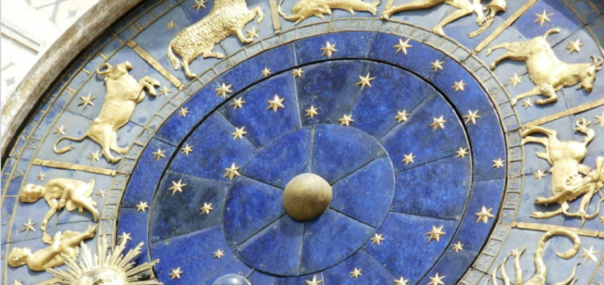 Horoskop mówi sam za siebie. Tych znaków zodiaku powinnaś unikać