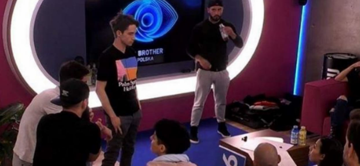 Pierwszy pocałunek Łukasza w Big Brotherze. Nie uwierzycie z kim