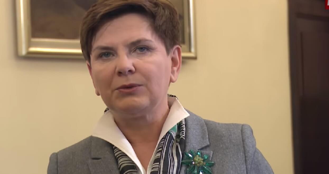 Zaskakująca deklaracja Beaty Szydło. "Będziemy chcieli się włączyć w odbudowę katedry Notre Dame"