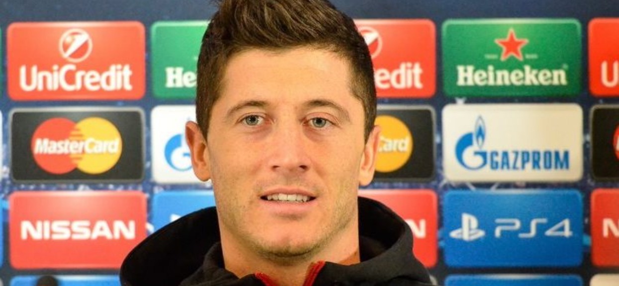 Jakie języki zna Robert Lewandowski? Jest ich parę