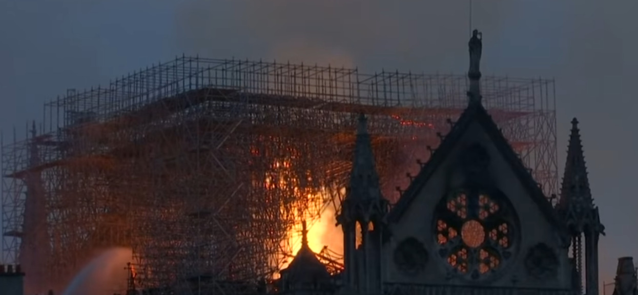 Jest źle. Właśnie dowiedzieliśmy się, jak długo będzie zamknięta katedra Notre Dame