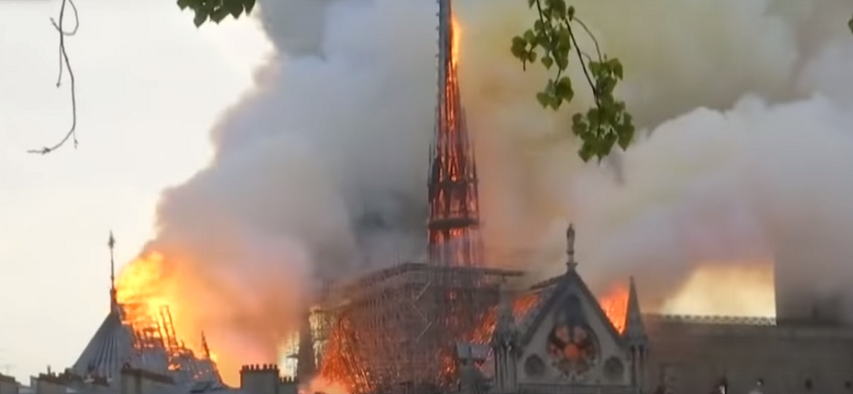 Brawo! Muzułmanie zbierają pieniądze na naprawę Notre Dame