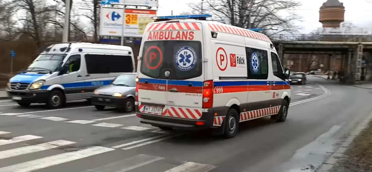 Potworny wypadek. Dwuletni chłopiec zabity przez śmieciarkę