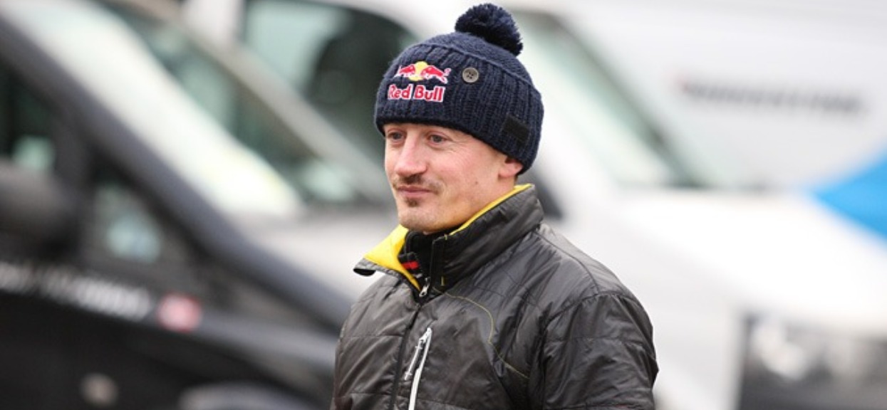Jakie wykształcenie ma Adam Małysz? Kariera sportowa wszystko zmieniła