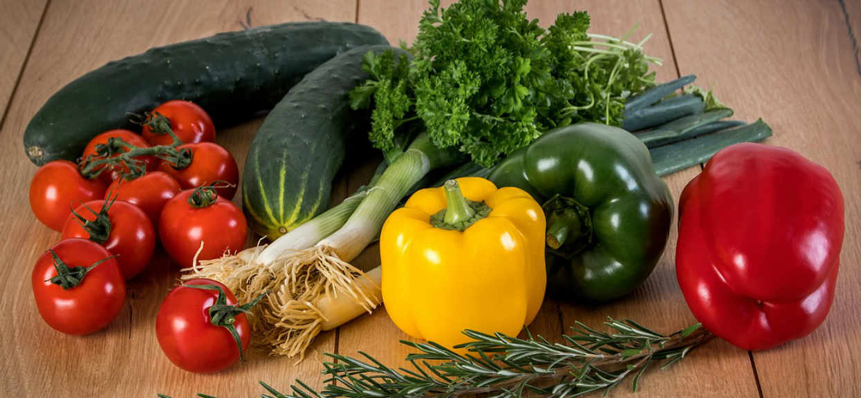 Powinniście ją jeść kilka razy w tygodniu. Surówka z tych warzyw leczy!