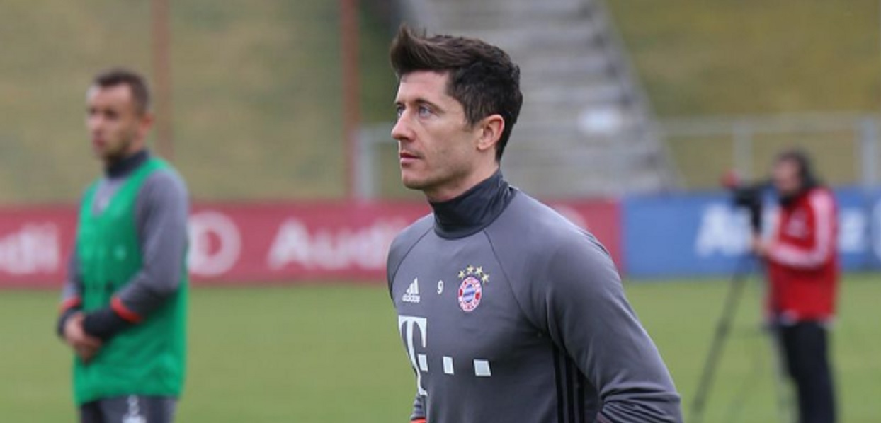 Bayern znów wygrywa, Robert Lewandowski nie miał szczęścia pod bramką