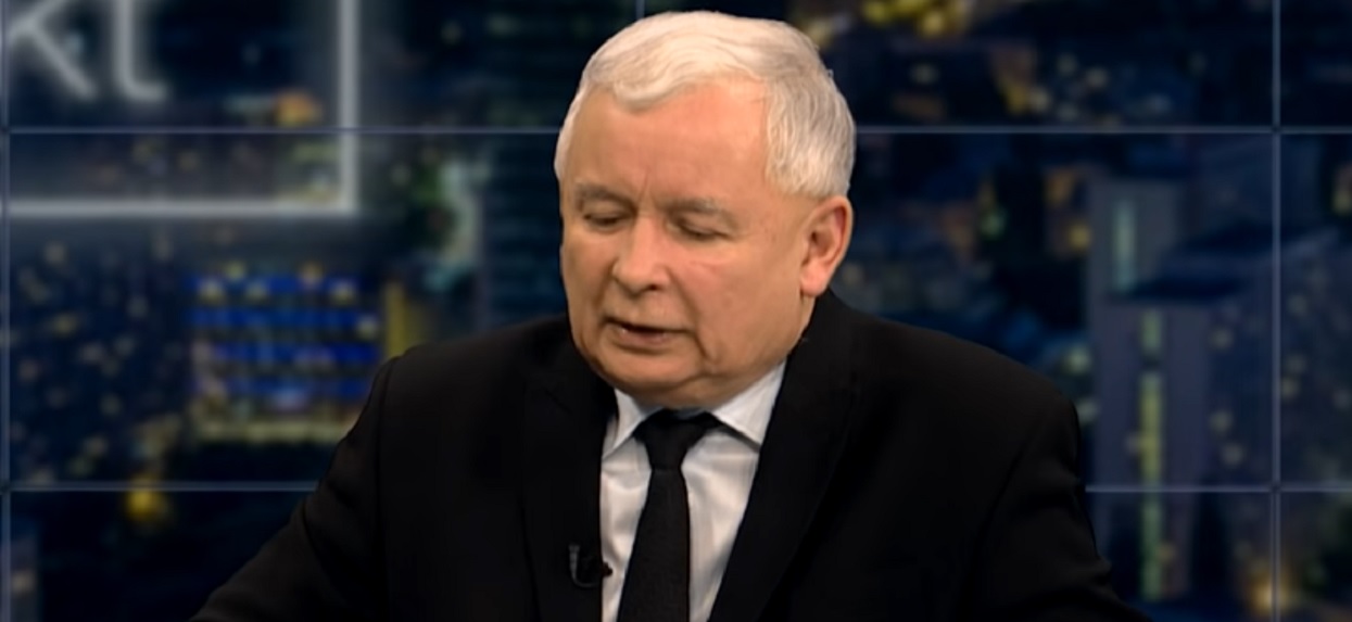 Bardzo smutne święta Jarosława Kaczyńskiego. Dziennikarze go śledzili i dowiedzieli się co robił