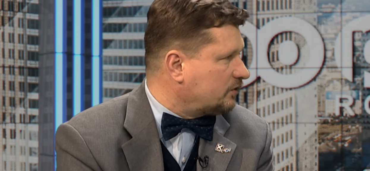 Poseł złożył deklarację. "Za rok z córkami będę okładał kukłę Judasza"