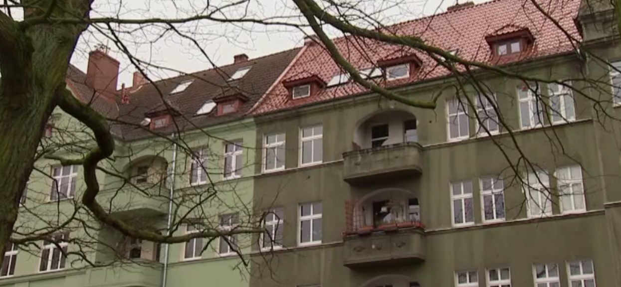 W ich mieszkaniu niewiele pochodzi ze sklepu. Efekt, jaki osiągnęli, Was zaskoczy