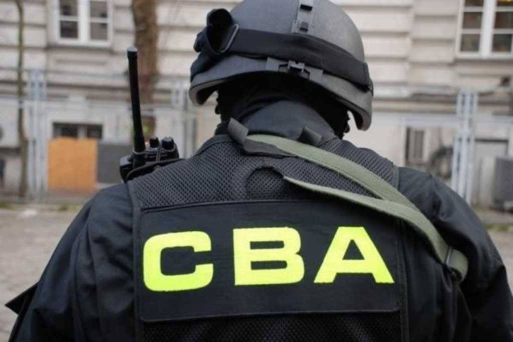 Opozycjoniści zarzucają PiS nepotyzm. Prawo i Sprawiedliwość w odpowiedzi straszy ich CBA