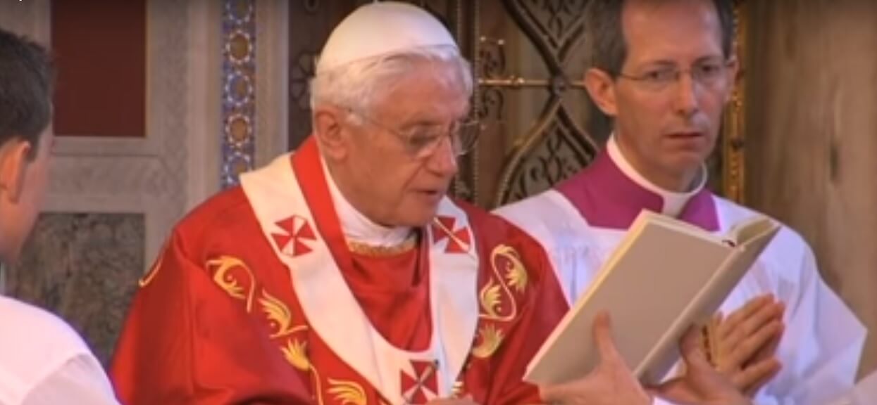 Benedykt XVI po długiej czasie przerywa milczenie. Wielu nie spodobają się słowa emerytowanego papieża