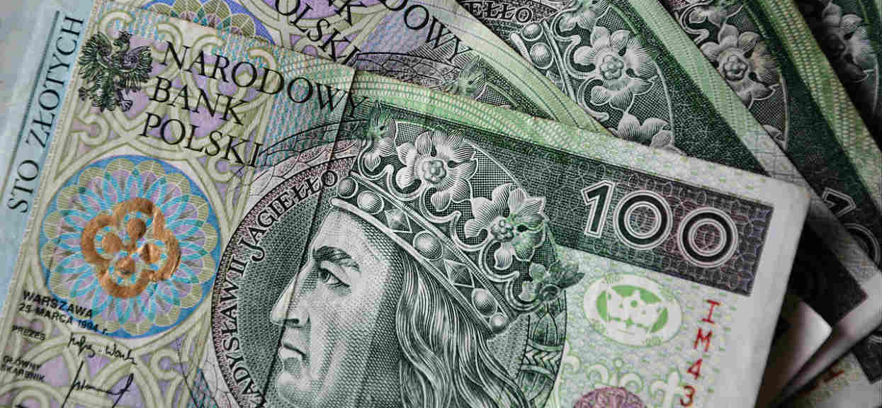 To już oficjalne: ministerstwo poinformowało, kiedy Polacy dostaną przelew z 13-stą emeryturą