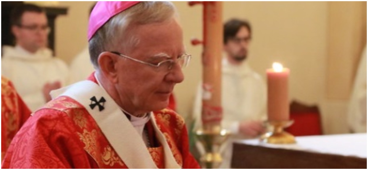 Abp Jędraszewski atakuje LGBT. Twierdzi, że u księży grzechu jest... mało