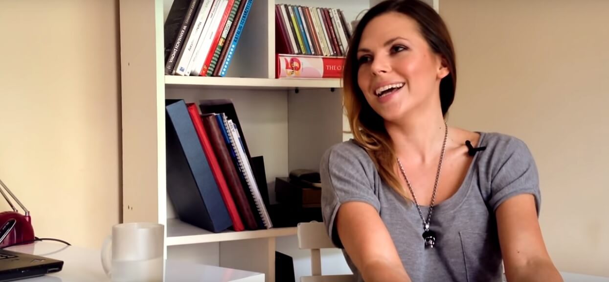 Ola Kwaśniewska wygląda jak prawdziwa dama księżna Diana. Oszałamiające zdjęcia