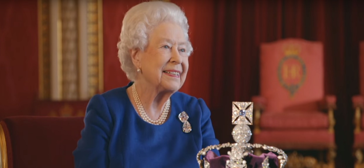Elżbieta II pośpiesznie pojechała do Meghan Markle. To dla nich bardzo ważna chwila