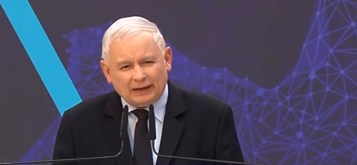 Kaczyński w 2015r.: "W Szewcji są 54 strefy szariatu". Morawiecki w 2019r.: "Chcemy życia jak w Szwecji"