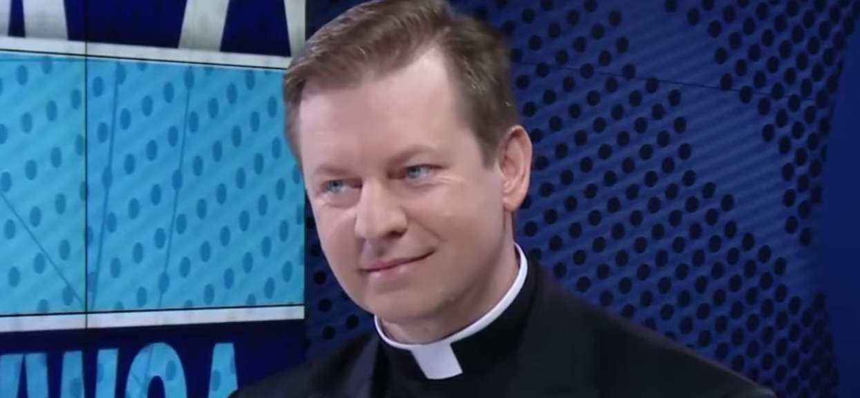 Ksiądz Paweł przekonuje: Sama Maryja chciała być nazywana "Królową Polski"