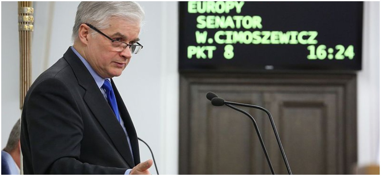 Włodzimierz Cimoszewicz uciekł z miejsca wypadku? Nowe ustalenia ws. byłego premiera