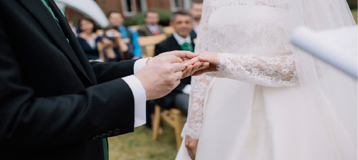 Zaręczyli się, a po tygodniu wzięli ślub. Kilka godzin później pan młody już nie żył