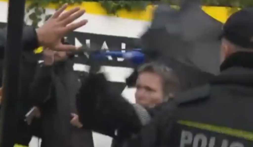 Awantura na czarnym proteście. Feministki, działacze pro-life i policja starli się w Warszawie (video)