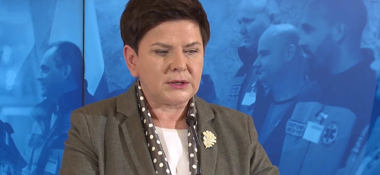 Rządowe limuzyny i gigantyczne premie to jeszcze nic. Właśnie ujawniono kolejne niewygodne informacje o Beacie Szydło