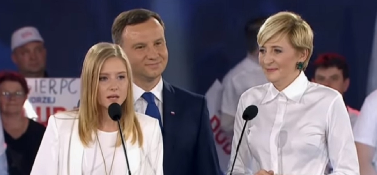 Dumny Andrzej Duda przekazał radosną nowinę dot. córki. Do Pałacu napływają gratulacje z całej Polski