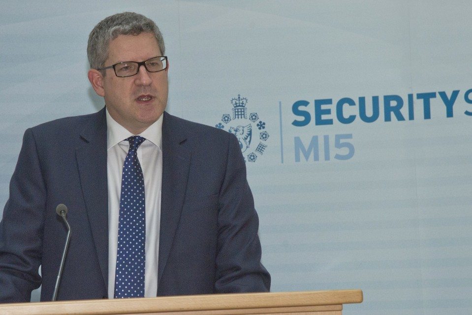Pierwszy w historii wywiad z szefem MI5 i od razu "dyplomatyczny skandal". Wskazał wrogów UK i Europy
