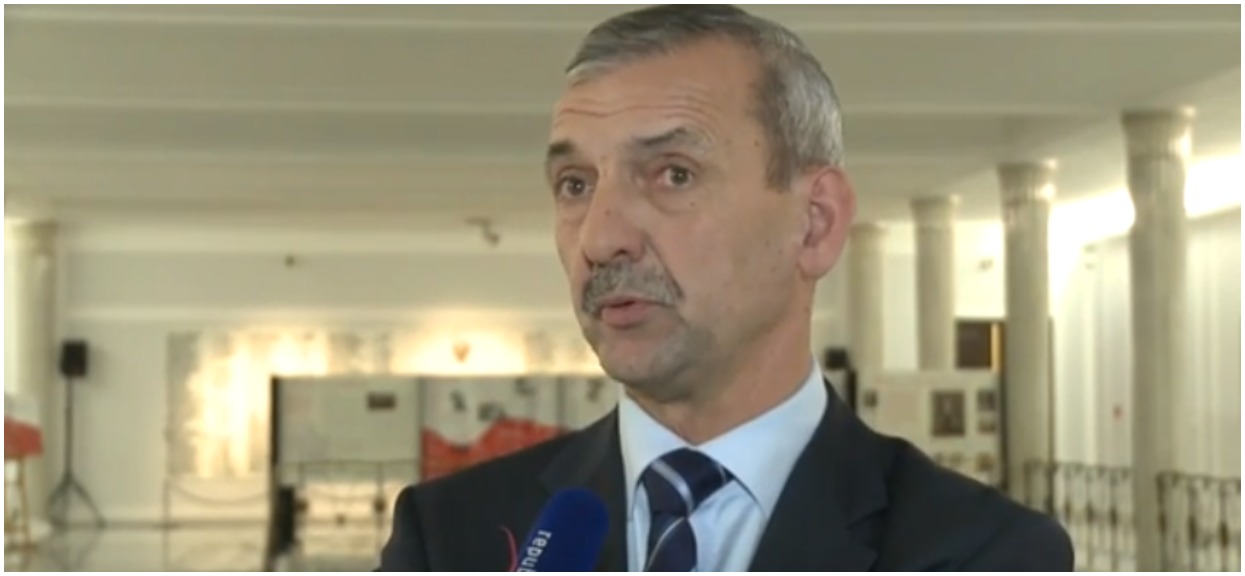 Broniarz nie kryje słów oburzenia. Przyznano gigantyczne nagrody