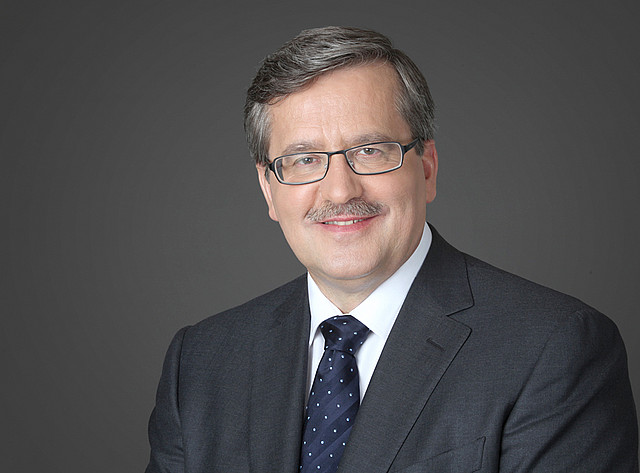Prezydent ostro rywalach: Polityczni naciągacze, są niepoważni