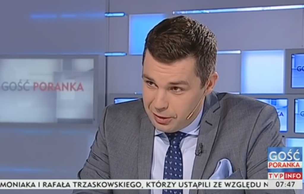 Brat dziennikarza TVP zarządza ENERGĄ. Jest filozofem