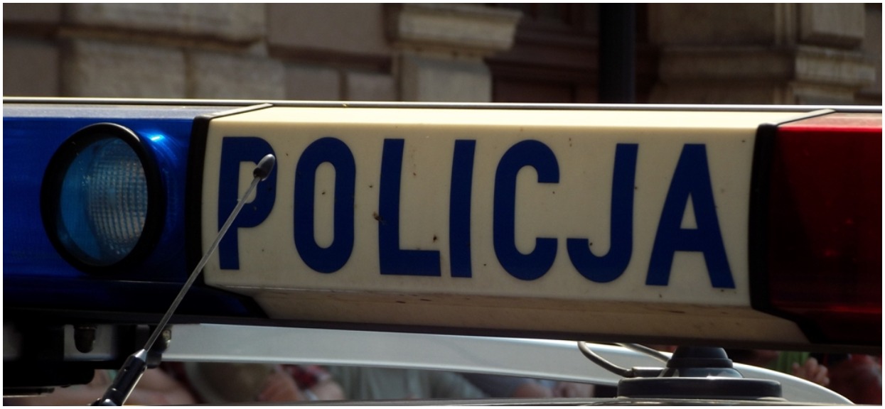 TVP: nie mogli wydostać się z rozbitego busa. Koszmar na południu Polski, nagła śmierć i 32 osoby poszkodowane
