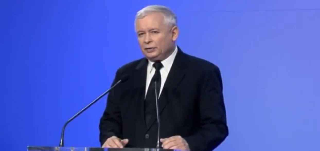 Modny Kaczyński zaskoczył wszystkich! Polityk zrobił się na bóstwo, niemiecka stylizacja zwala z nóg