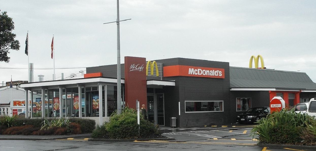 McDonald's zawiesił sprzedaż lodów i shake'ów. Powód jest po prostu kuriozalny