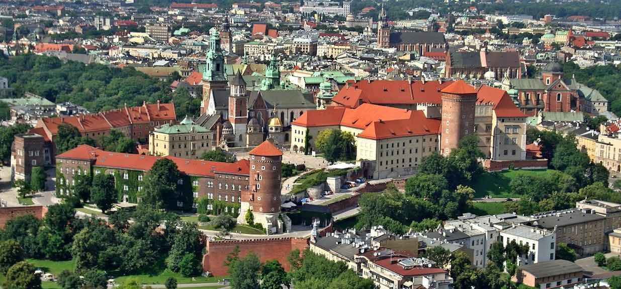 Nietypowe miejsca na wakacje. Gdzie się wybrać, żeby odkryć coś nowego?