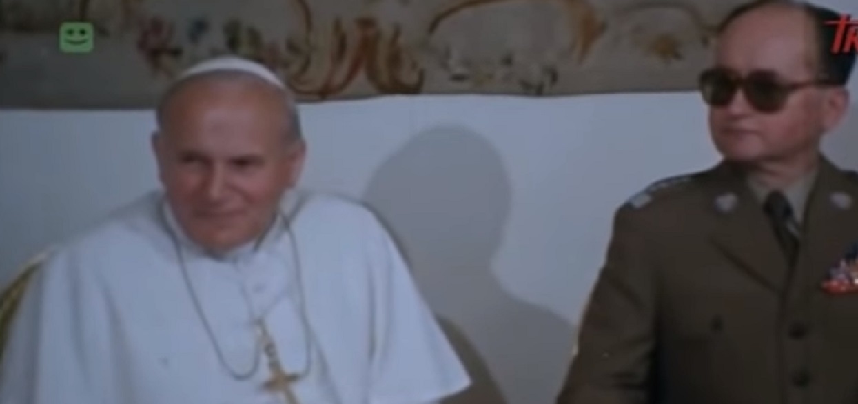 IPN przed chwilą ujawnił wiadomości o Janie Pawle II i komunistach! Pochodzą z 1979 roku