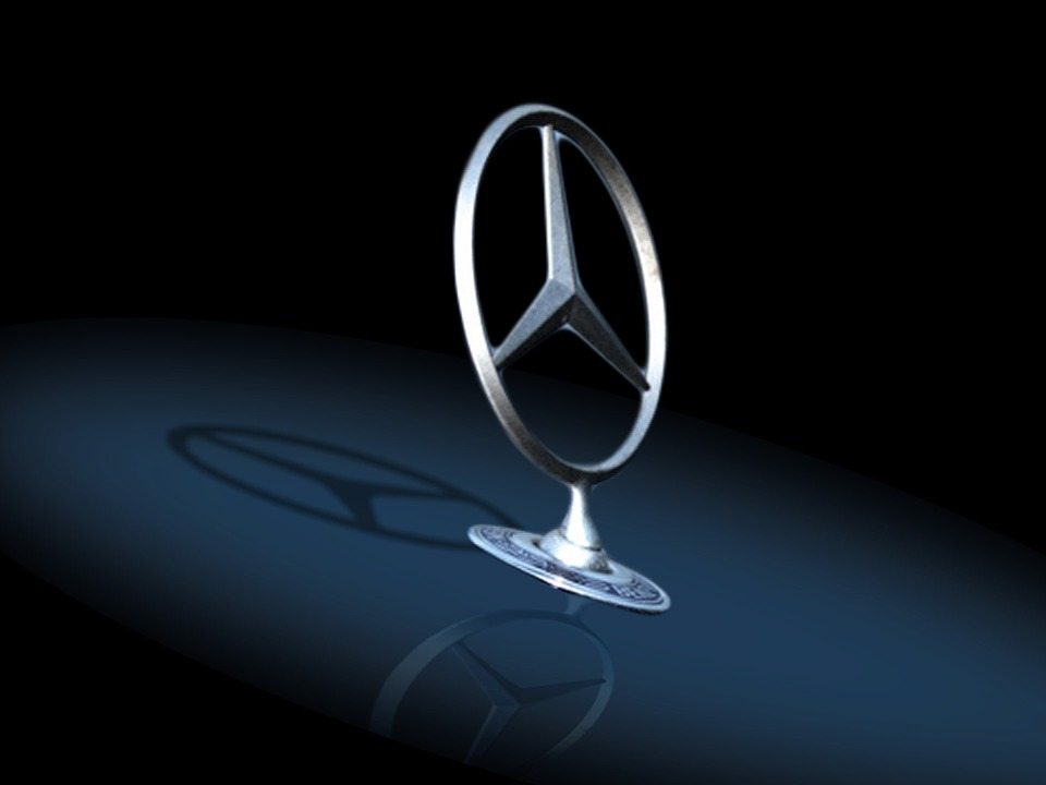Znany dziennikarz kontra Mercedes, czyli historia o tym, dlaczego nawet wielkie marki muszą szanować klienta