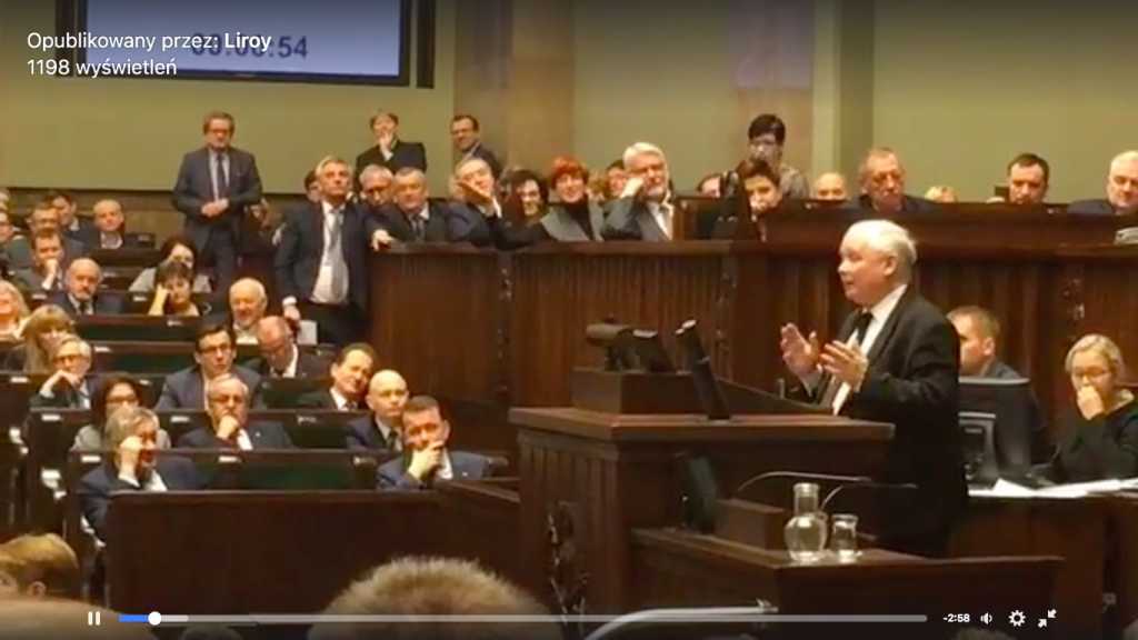 Zielone lekcje? Wycieczka przedszkolaków do cyrku? Nie, to tylko polski sejm (VIDEO)