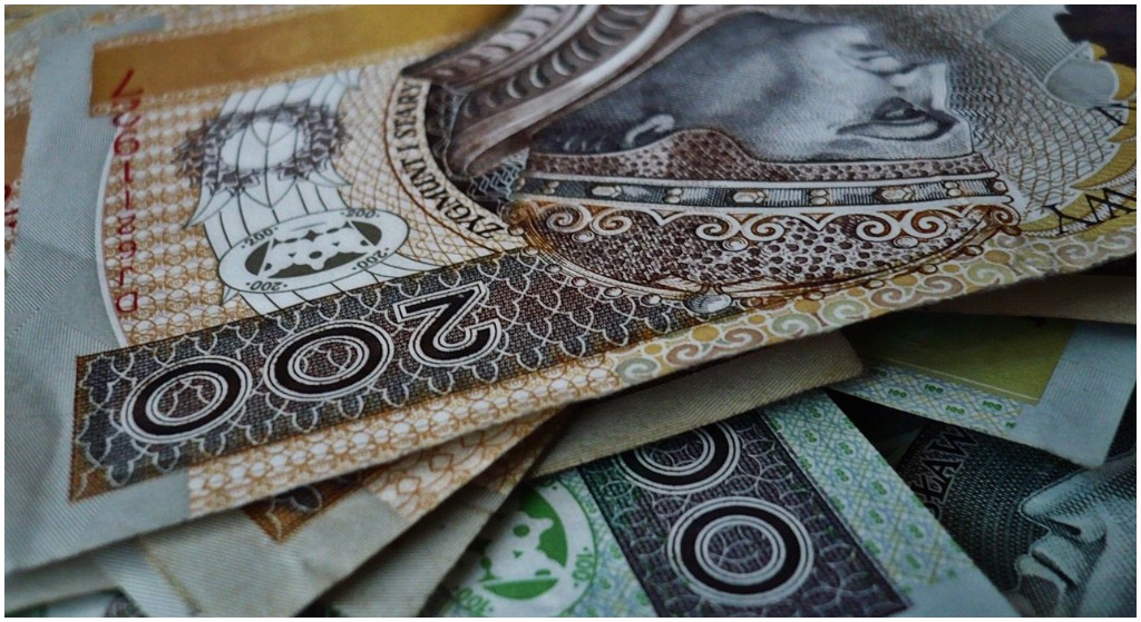 mBank musi wypłacić swoim klientom ogromne pieniądze. Wiadomo, komu się należą