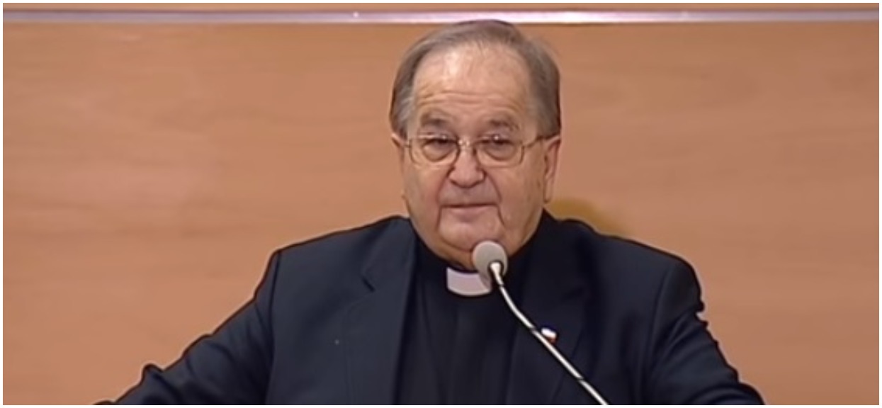 Ponad 100 tys. Polaków przeciwko Rydzykowi. "Traktuje religię jak biznes"
