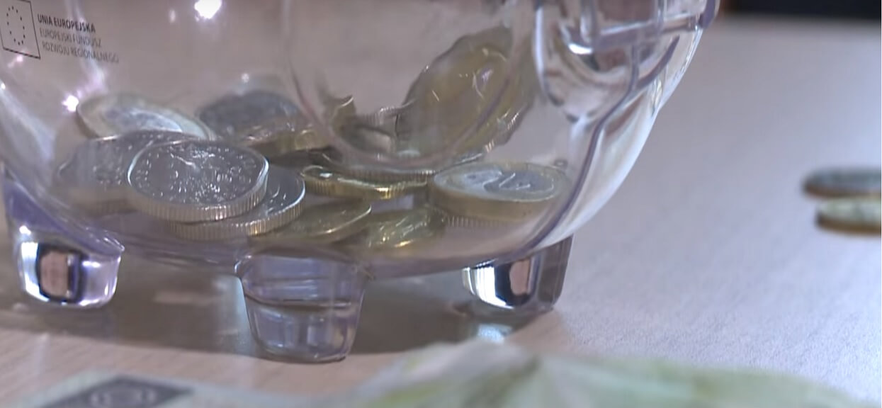 Seniorki mają kłopoty. Ich emerytura nie wystarcza na podstawowe rzeczy