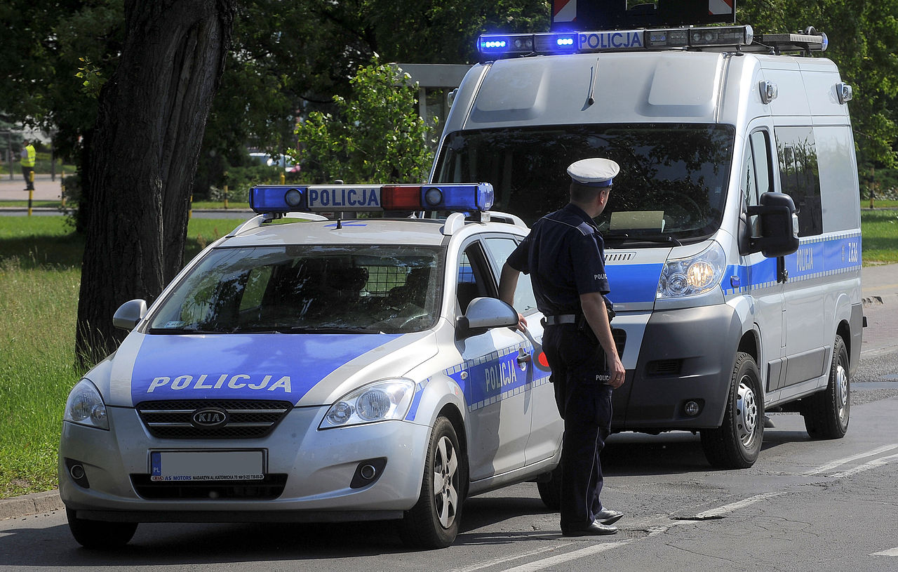Tragedia na zachodzie Polski. Na osiedlu rozegrał się dramat, mieszkańcy pobledli, gdy poznali szczegóły tej śmierci