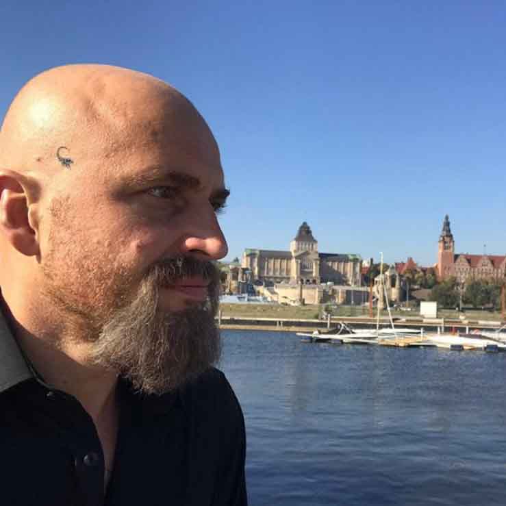 Piotr Adamczyk