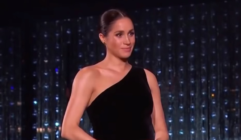 królowa elżbieta meghan markle